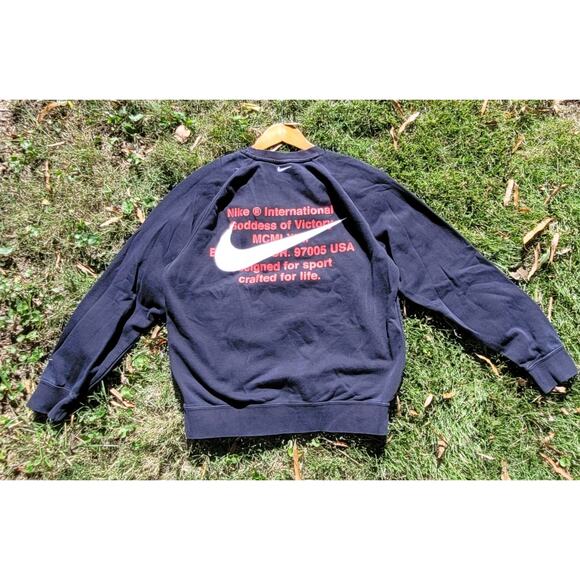 Nike International Double Swoosh Crewneck Sweatshirt - Picture 3 of 11